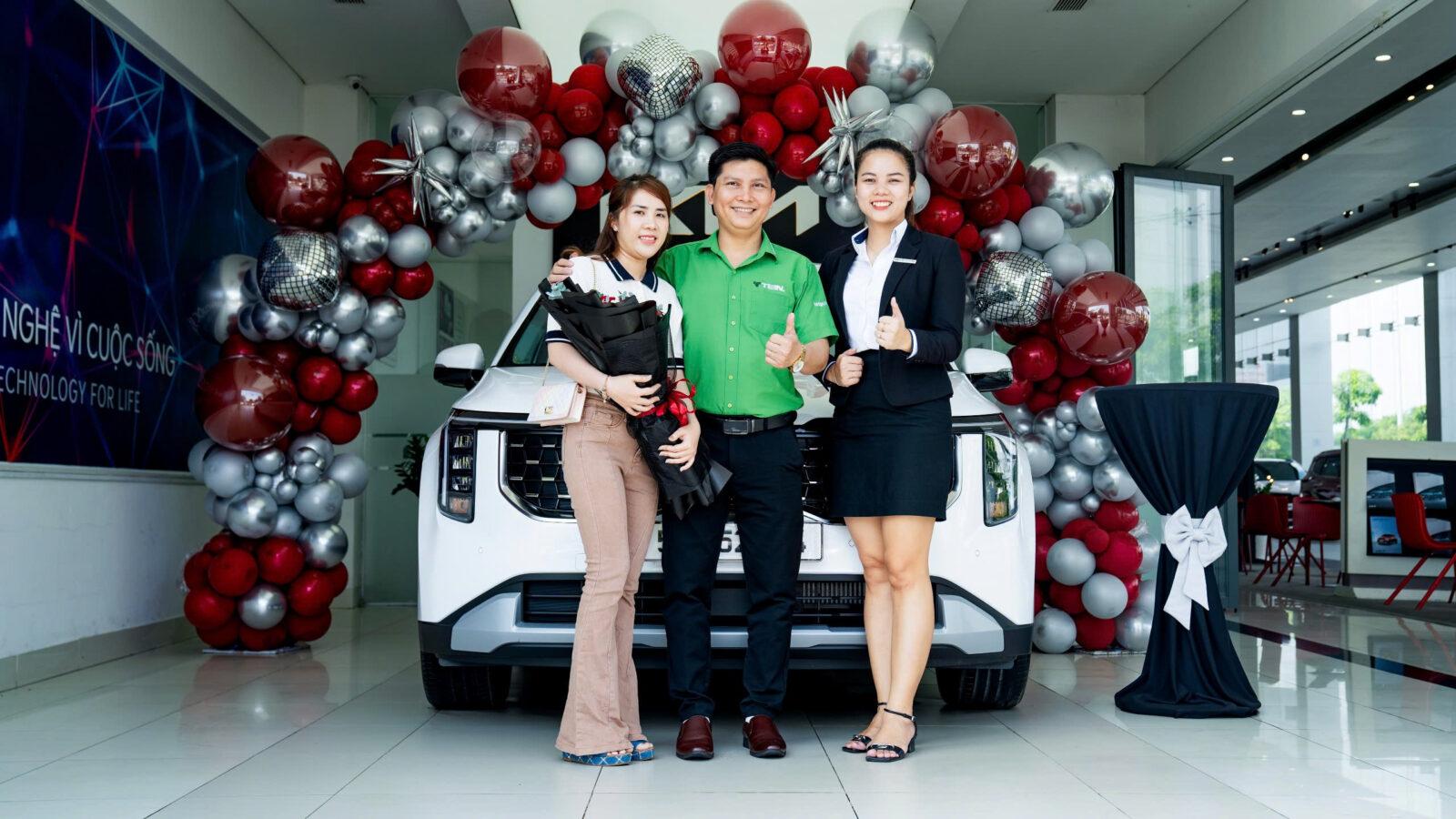 Lễ Giao Xe Kia New Carnival
