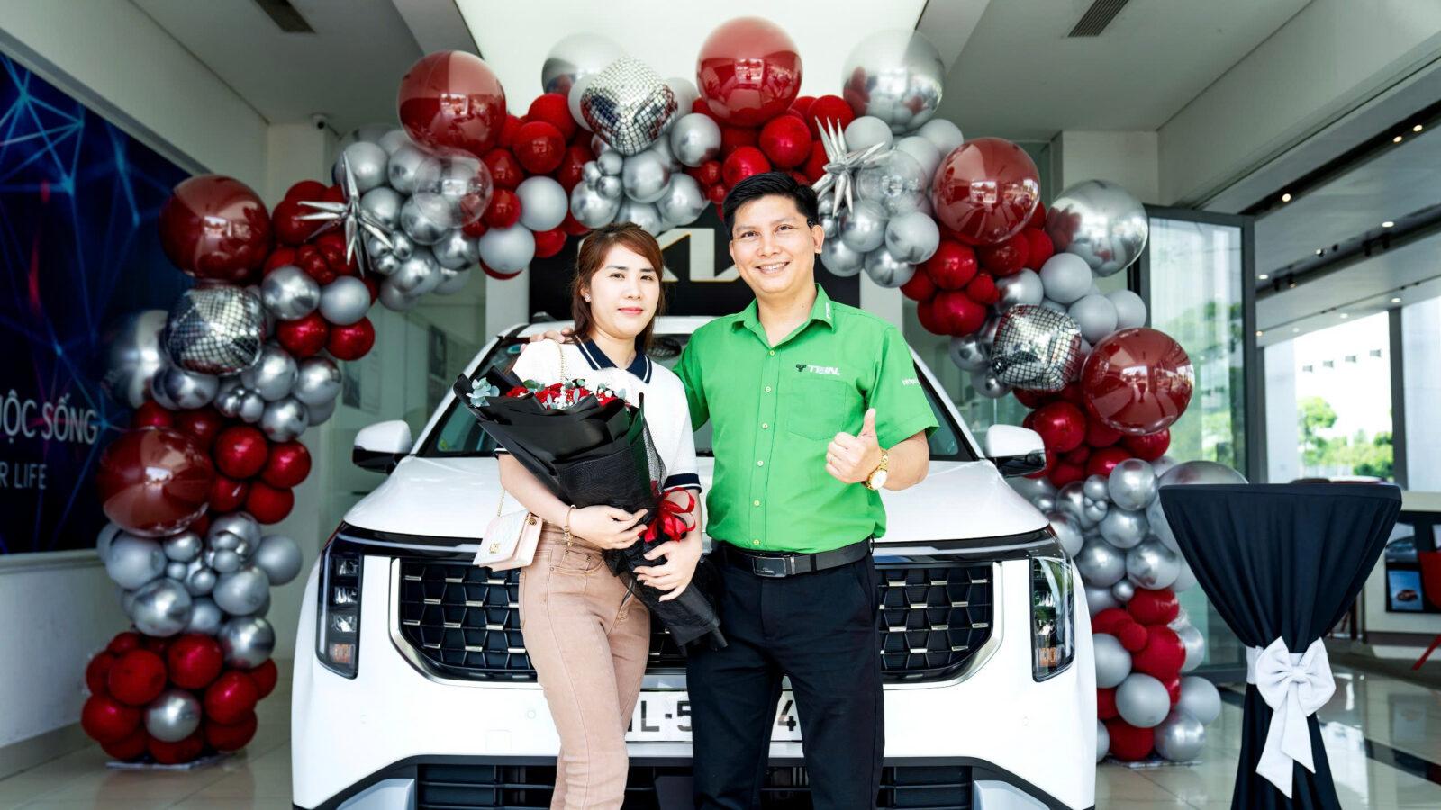 Lễ Giao Xe Kia New Carnival